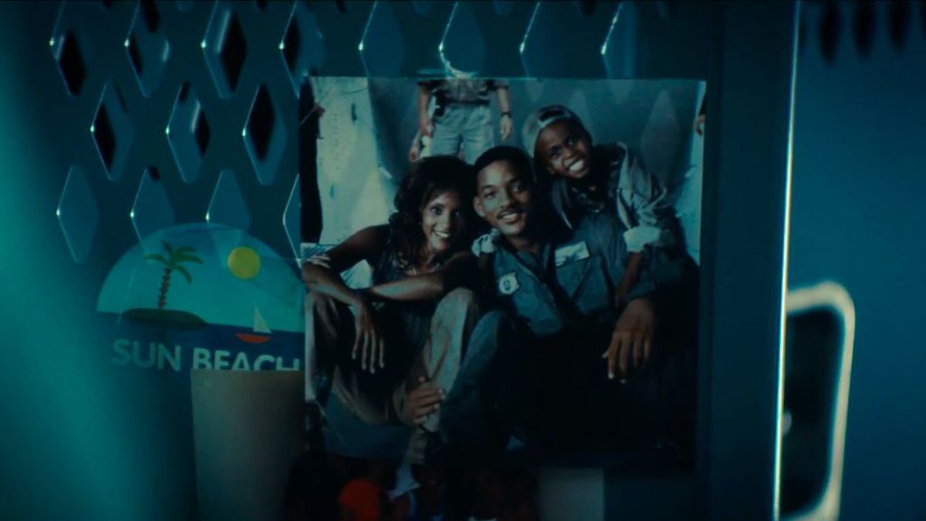 independence-day-resurgence-hiller